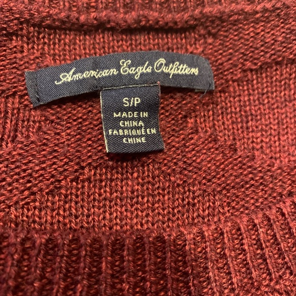 American Eagle Women's Burgundy Sweater - Picture 10 of 10